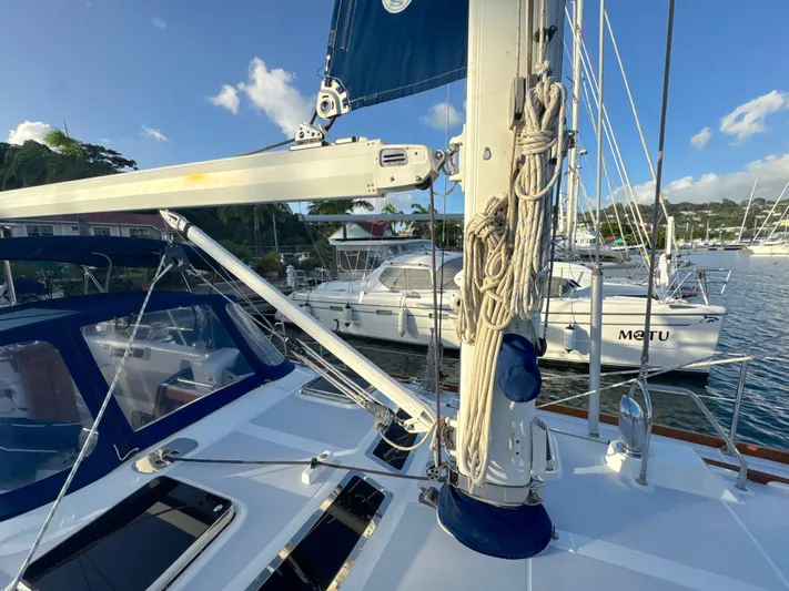 Aeoli Yacht Photos Pics 