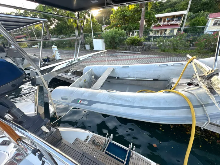 Aeoli Yacht Photos Pics 