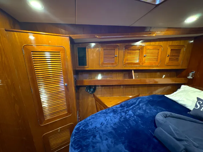 Aeoli Yacht Photos Pics 