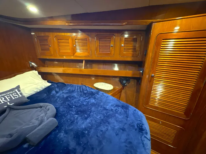 Aeoli Yacht Photos Pics 