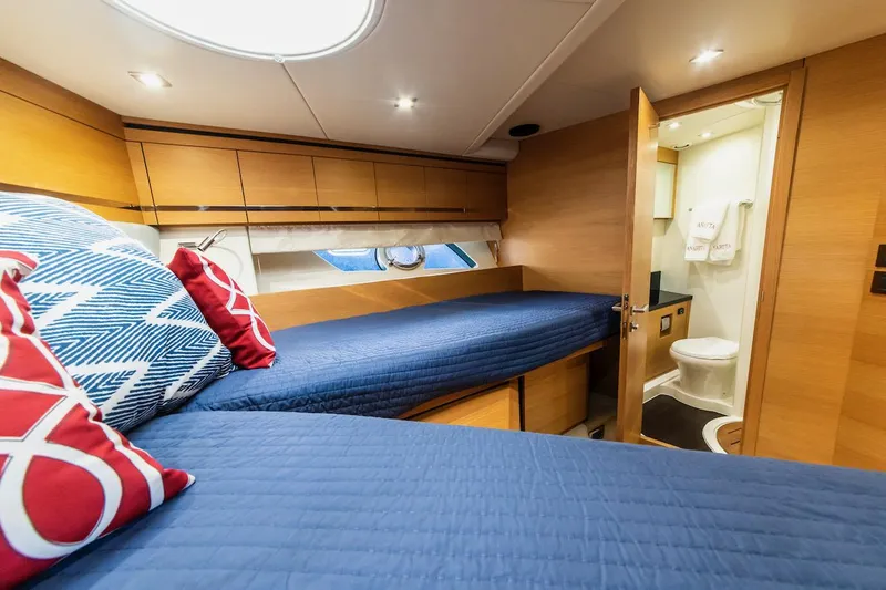 Anahita Yacht Photos Pics 