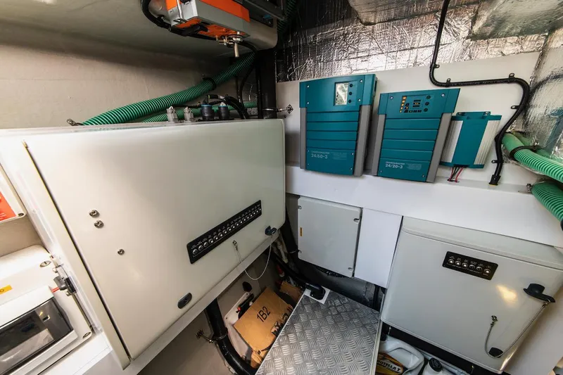 Anahita Yacht Photos Pics 