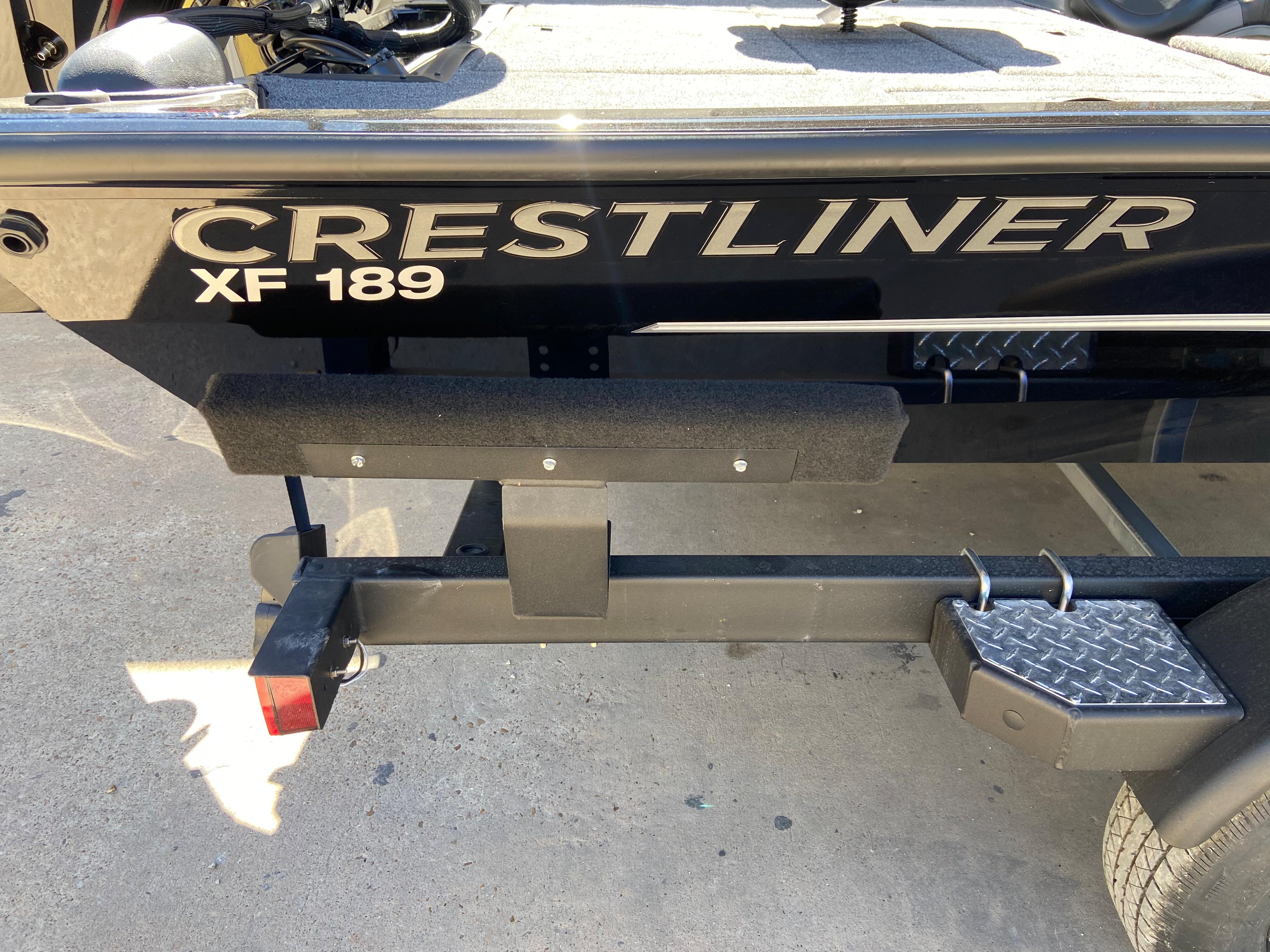 WHAT'S in my BOAT (Crestliner XF 189) 