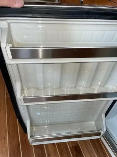 Seahorse Yacht Photos Pics 2007 Chaparral 330 Signature - Image 21