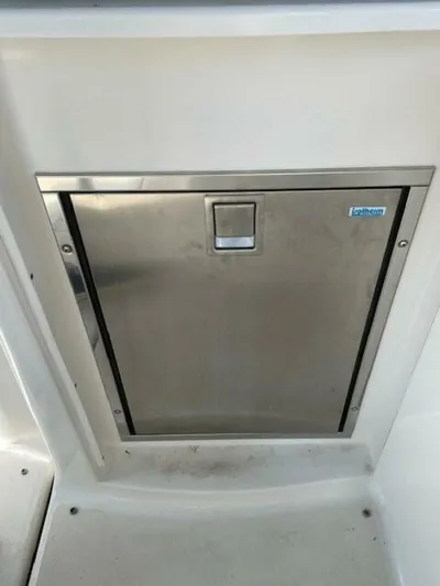 Seahorse Yacht Photos Pics 2007 Chaparral 330 Signature - Image 9