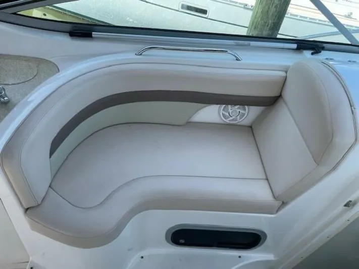 Seahorse Yacht Photos Pics 2007 Chaparral 330 Signature - Image 11