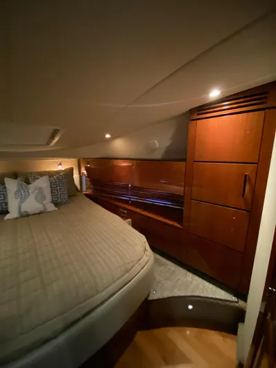 Dream Chaser Yacht Photos Pics Luxurious cabin interior of 2008 Sea Ray 47 Sedan Bridge yacht.