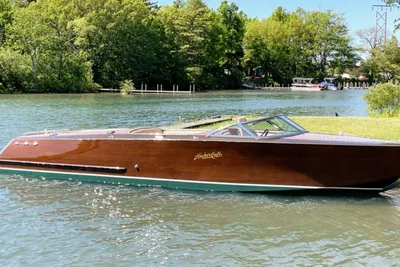2010 Hacker-Craft 30 Sport