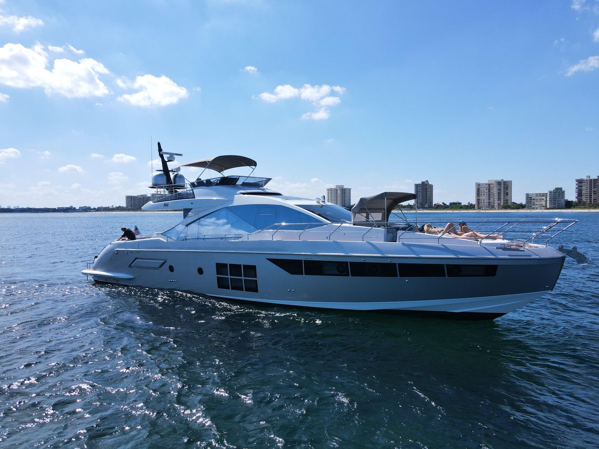 2019 Azimut 70 