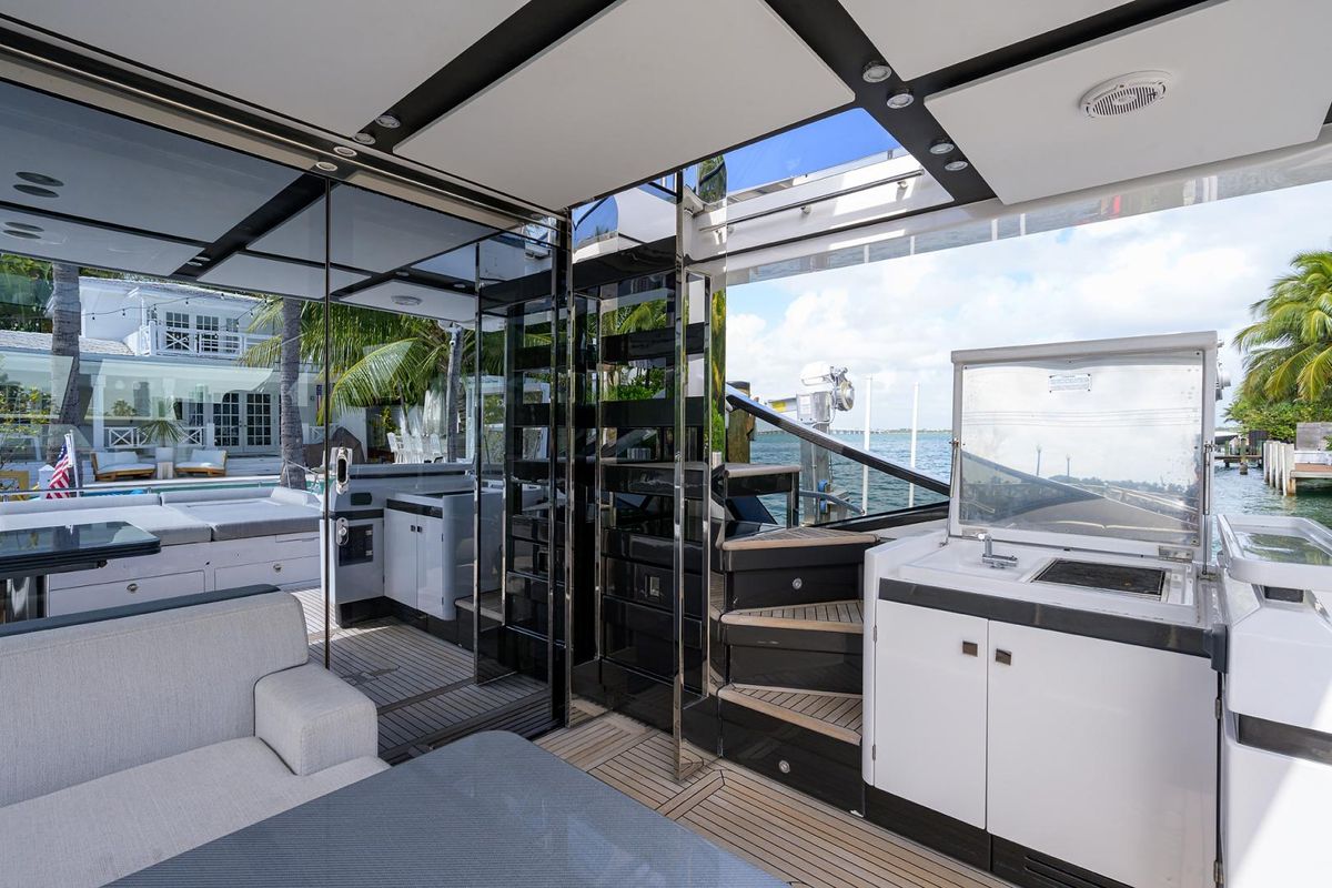 2019 Azimut 70 
