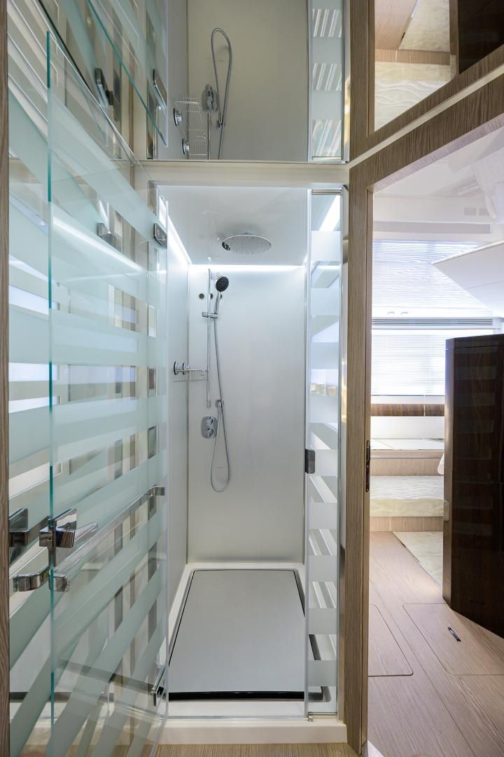 2019 Azimut 70 