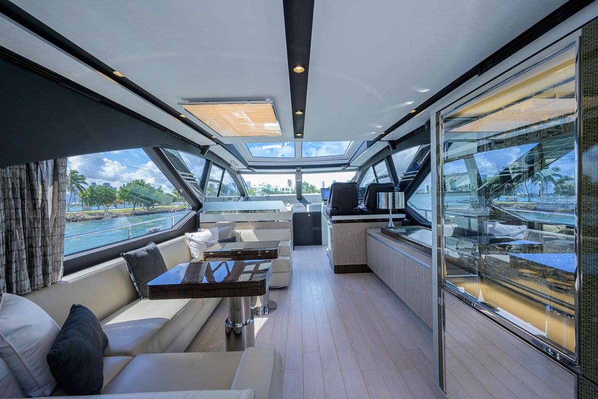 2019 Azimut 70 