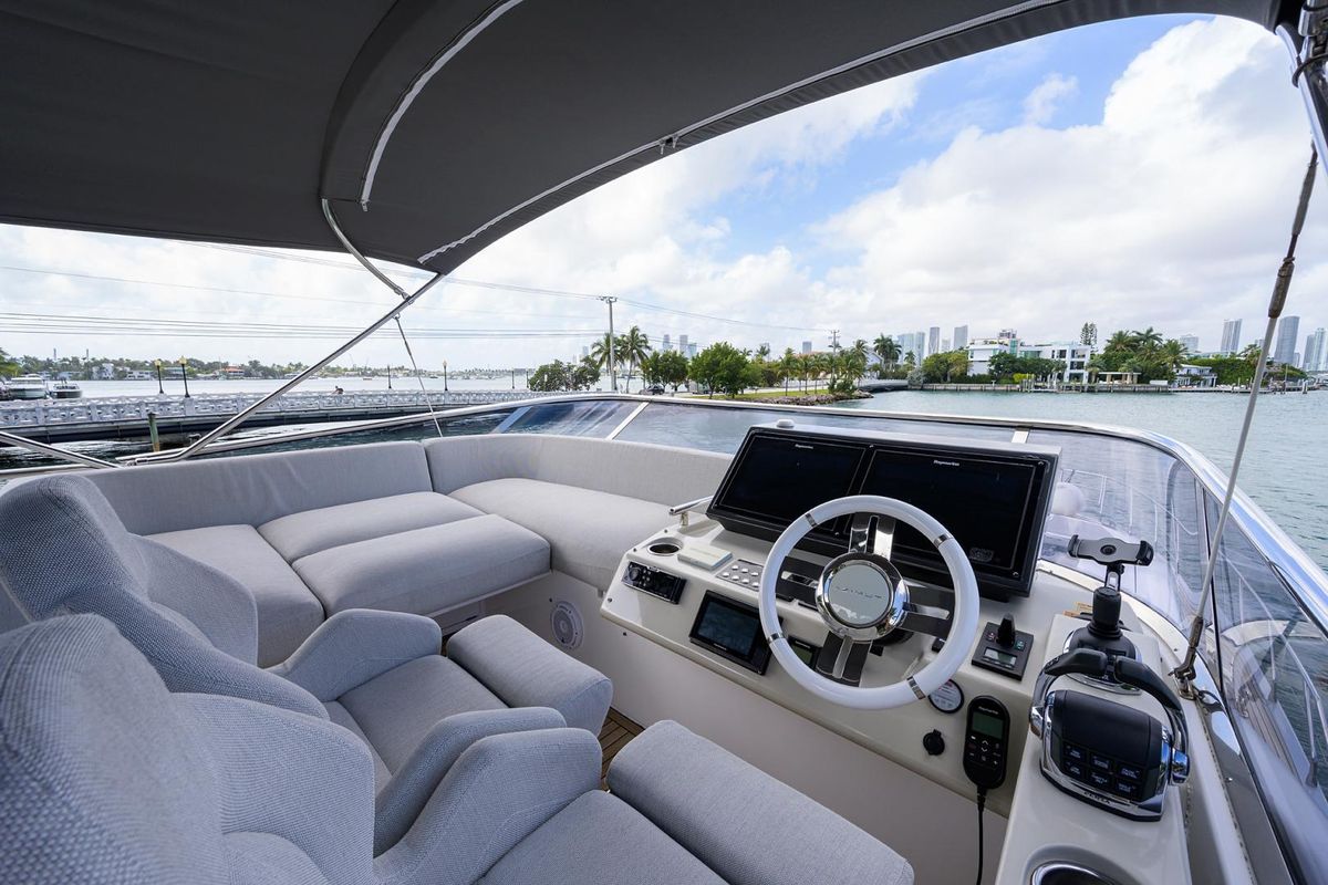 2019 Azimut 70 