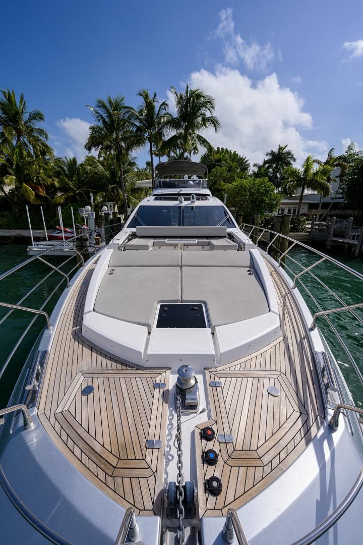 2019 Azimut 70 