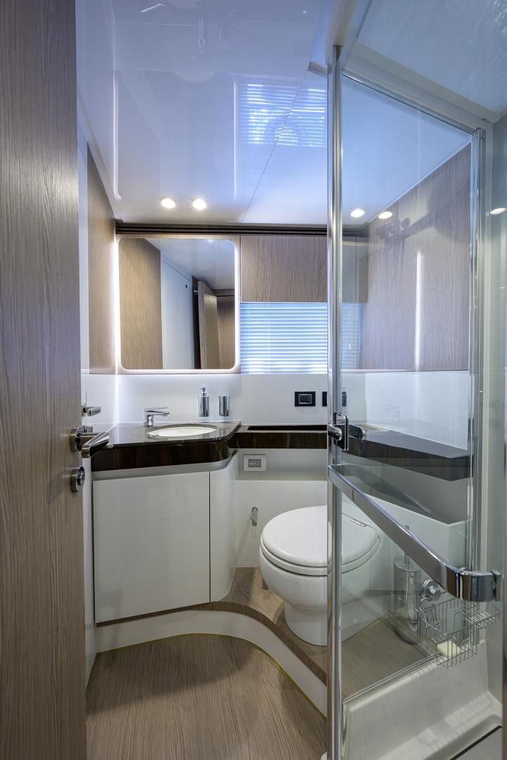 2019 Azimut 70 