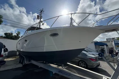 Silverton 310 Express