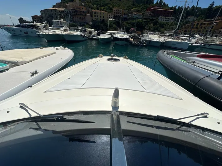 Remados Yacht Photos Pics 