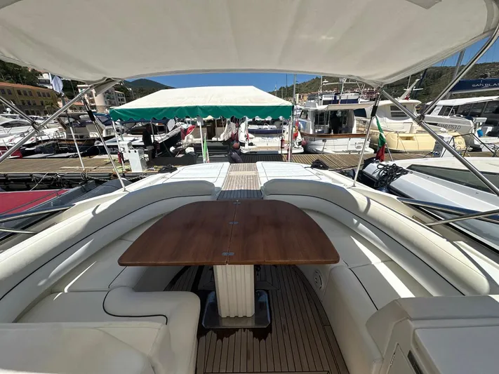 Remados Yacht Photos Pics 