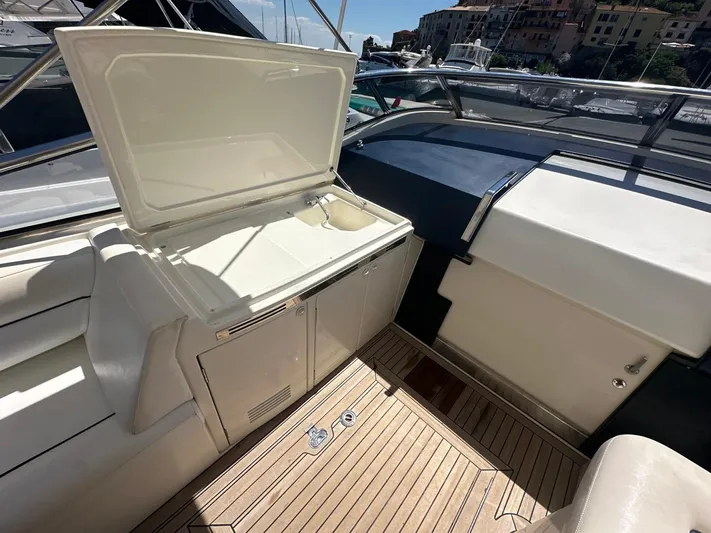 Remados Yacht Photos Pics 