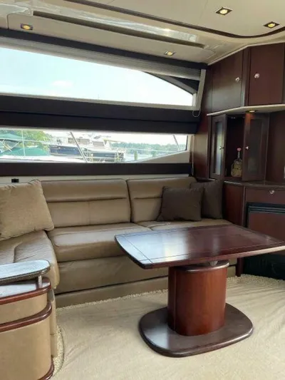 Good Karma Yacht Photos Pics 2012 Meridian 441 - Image 35