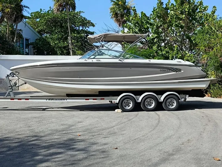 2016 Cobalt A28 @ Cancun Yacht Photos Pics 