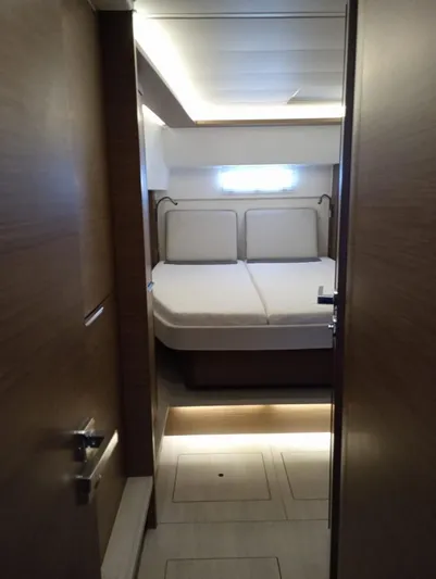 Ns03446 Yacht Photos Pics 