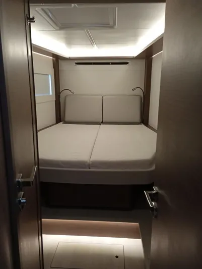 Ns03446 Yacht Photos Pics 