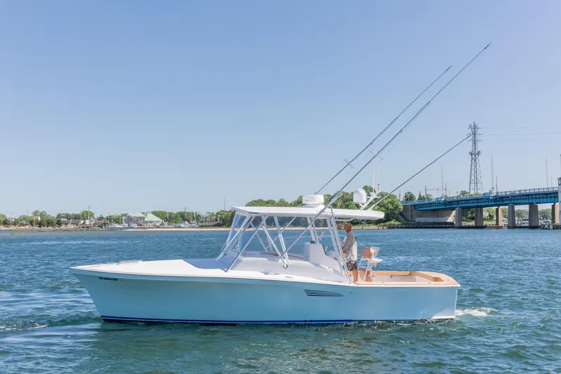 Harbor Lights Yacht Photos Pics 