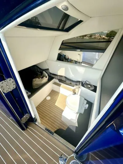 Legendary Yacht Photos Pics 2014 Nor-tech 340 Sport - Image 23