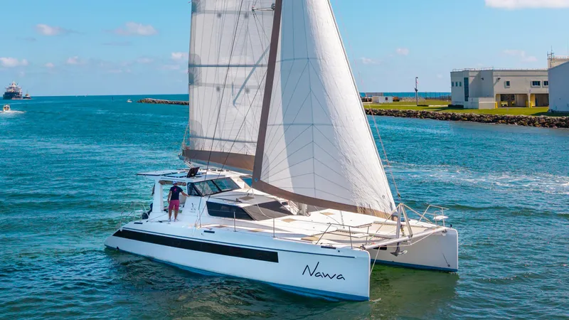 Nawa Yacht Photos Pics 