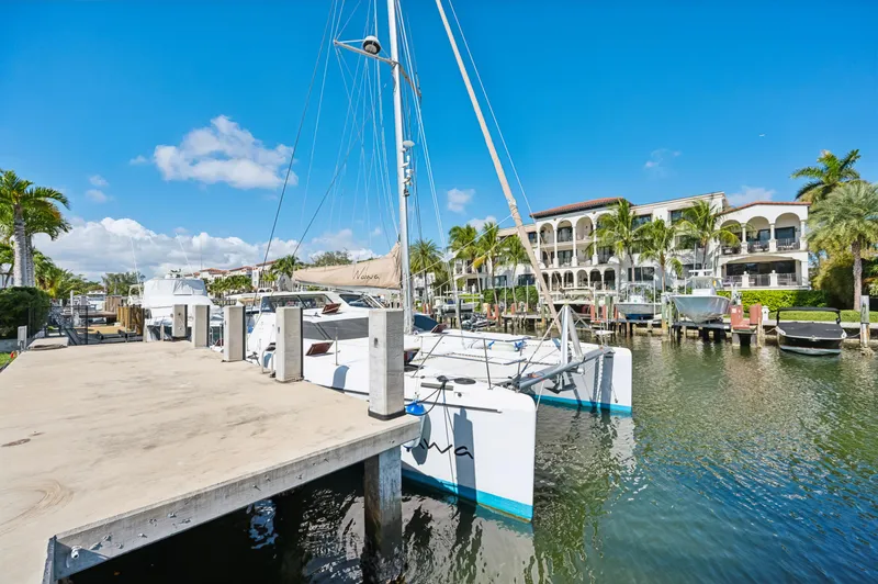 Nawa Yacht Photos Pics 