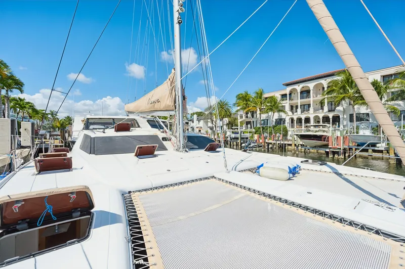 Nawa Yacht Photos Pics 