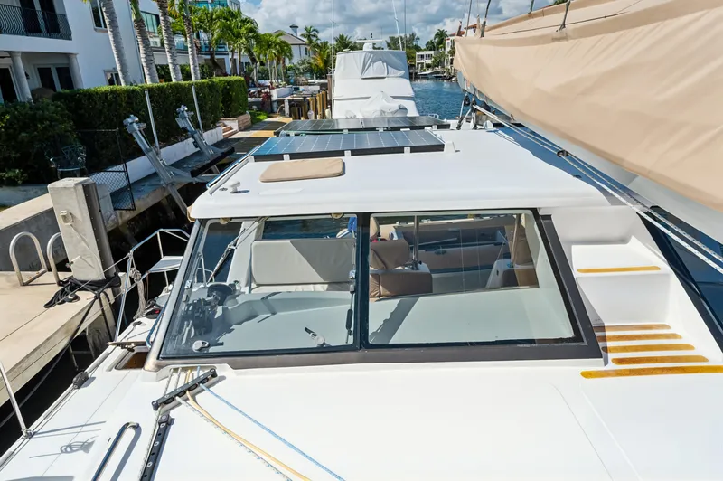 Nawa Yacht Photos Pics 