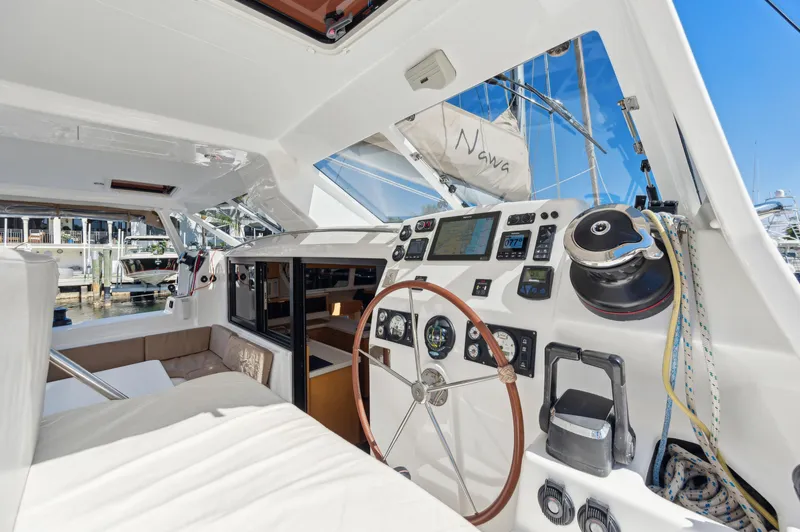 Nawa Yacht Photos Pics 