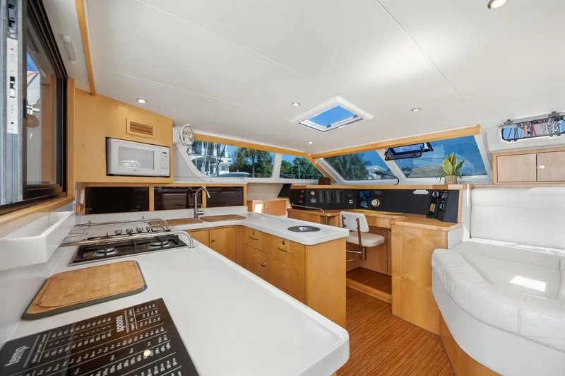 Nawa Yacht Photos Pics 