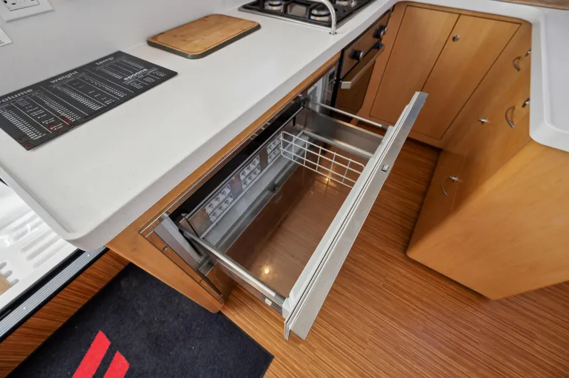 Nawa Yacht Photos Pics 