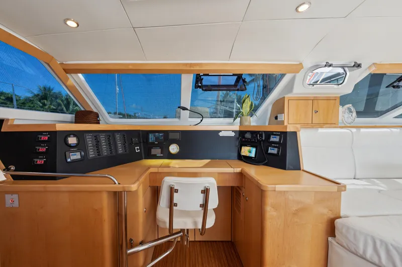 Nawa Yacht Photos Pics 