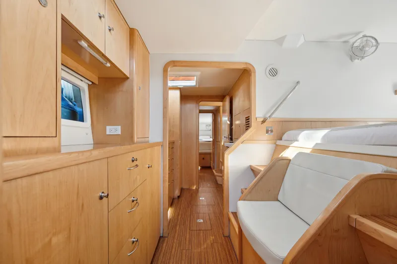 Nawa Yacht Photos Pics 