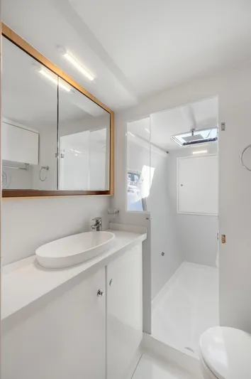 Nawa Yacht Photos Pics 