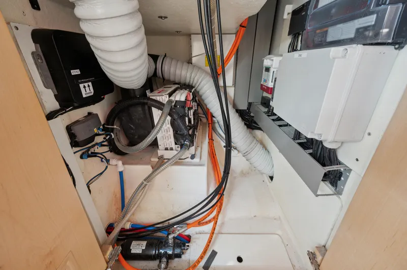 Nawa Yacht Photos Pics 