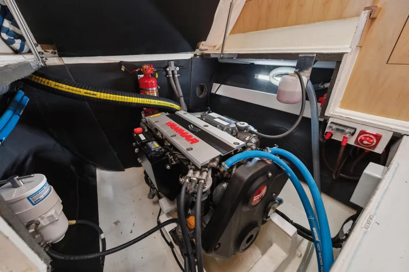 Nawa Yacht Photos Pics 