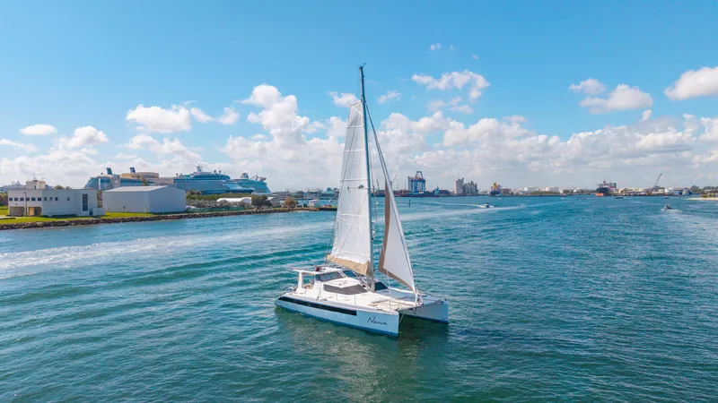 Nawa Yacht Photos Pics 