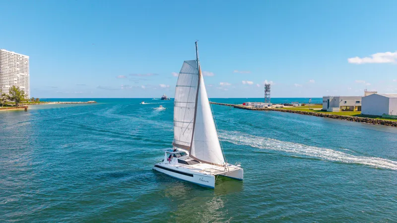 Nawa Yacht Photos Pics 