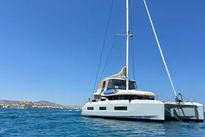 Lagoon 55