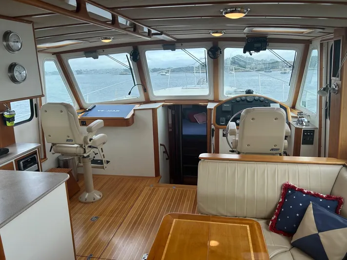 Mainestay Yacht Photos Pics 