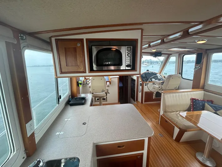 Mainestay Yacht Photos Pics 