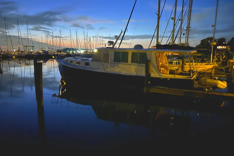 Mainestay Yacht Photos Pics 