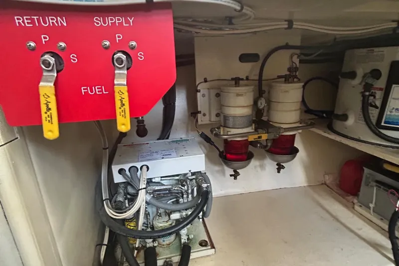 Mainestay Yacht Photos Pics 