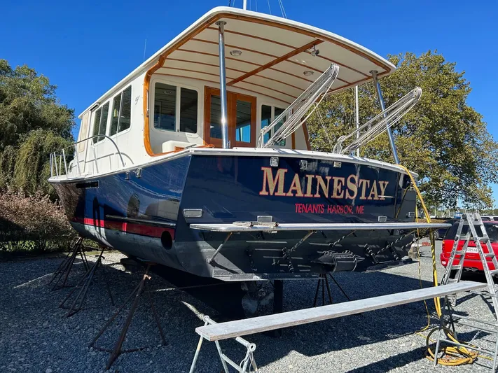 Mainestay Yacht Photos Pics 
