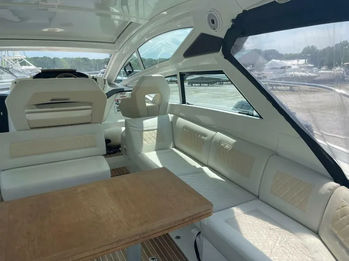  Yacht Photos Pics 2018 Beneteau Gran Turismo 40 - Image 14